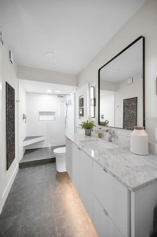 5130 BRITTANY DRIVE S 101, St Petersburg, FL 33715