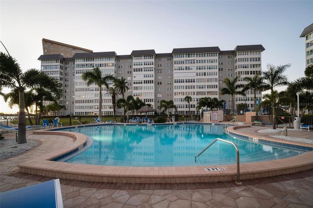 5130 BRITTANY DRIVE S 101, St Petersburg, FL 33715