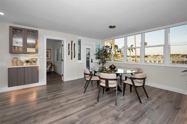 5130 BRITTANY DRIVE S 101, St Petersburg, FL 33715