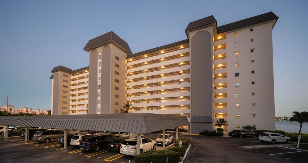 5130 BRITTANY DRIVE S 101, St Petersburg, FL 33715