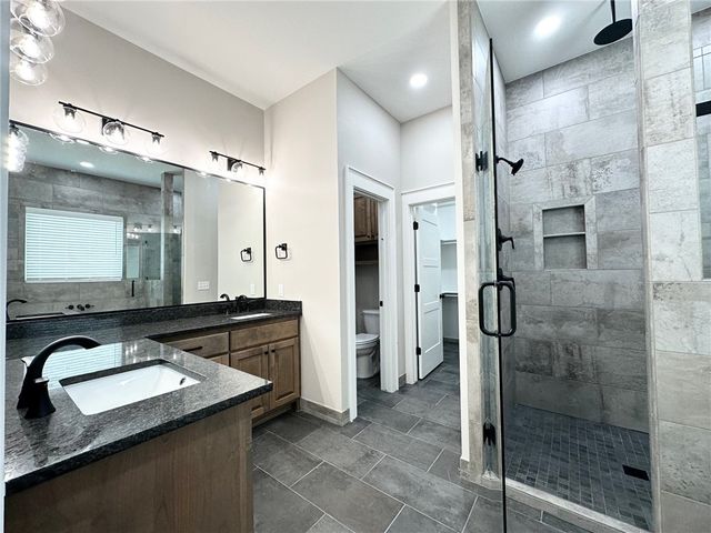 7861 Via Roma Avenue, Springdale, AR 72762