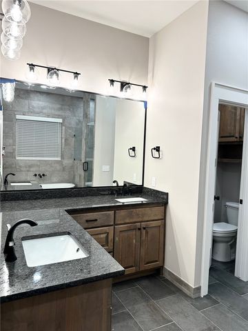 7861 Via Roma Avenue, Springdale, AR 72762