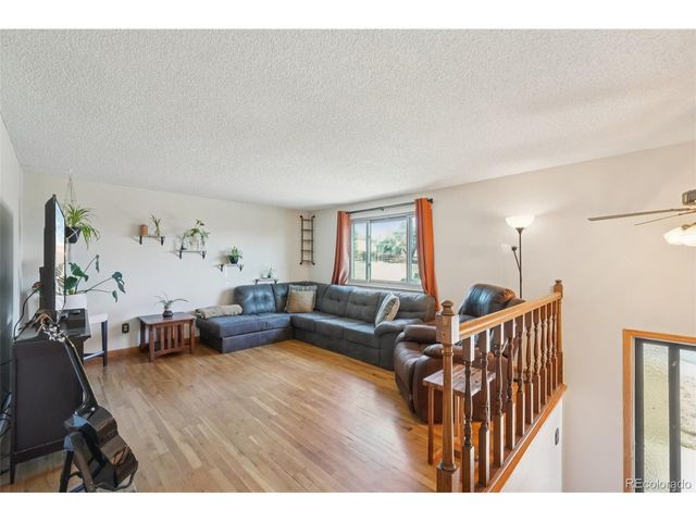 6277 Reed Ct, Arvada, CO 80003