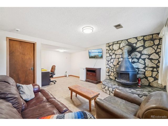 6277 Reed Ct, Arvada, CO 80003