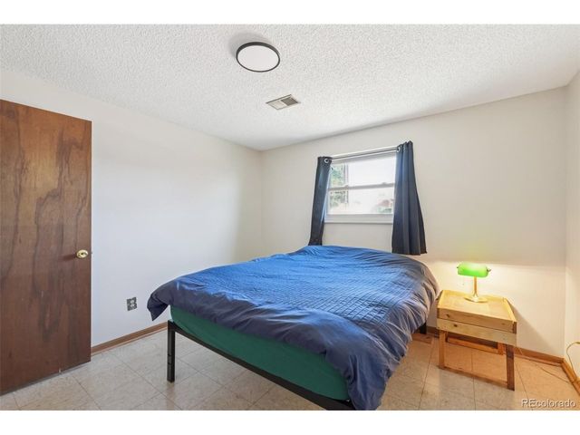 6277 Reed Ct, Arvada, CO 80003
