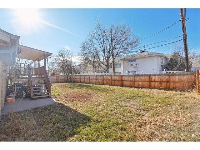 6277 Reed Ct, Arvada, CO 80003