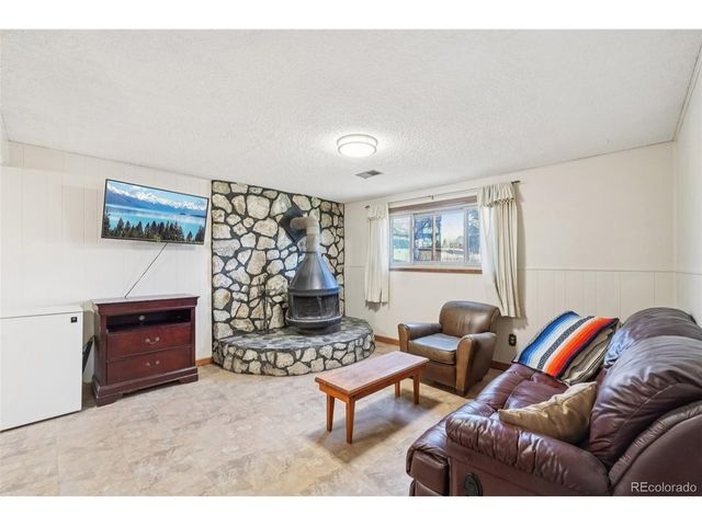 6277 Reed Ct, Arvada, CO 80003