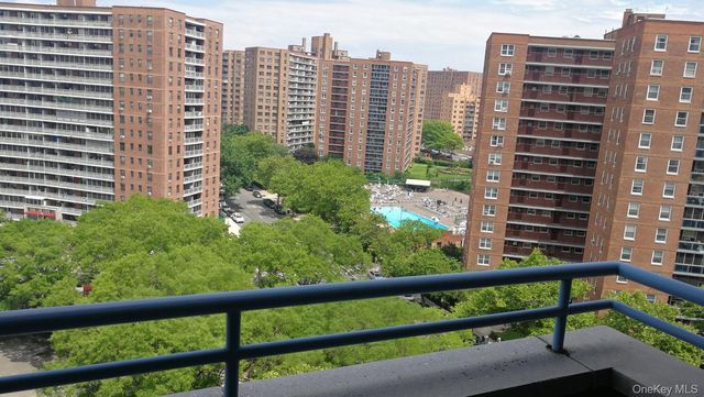 6254 97th Place 11L, Rego Park, NY 11374