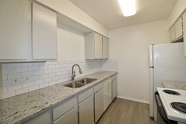 1705 Fitzgerald Court, Arlington, TX 76012