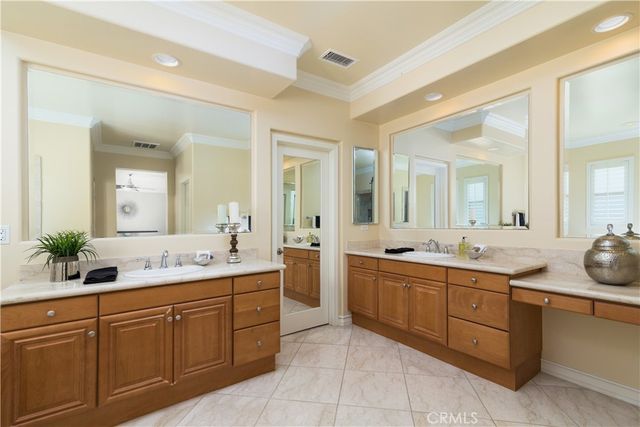 114 Tearose, Irvine, CA 92603