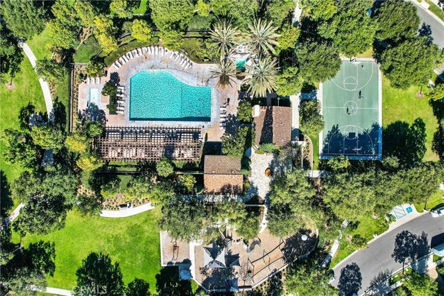 114 Tearose, Irvine, CA 92603