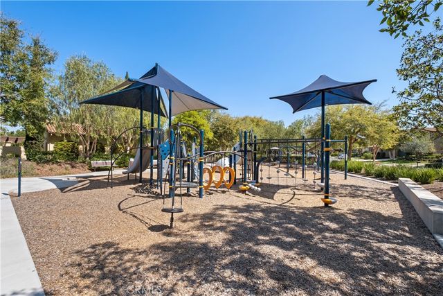 114 Tearose, Irvine, CA 92603