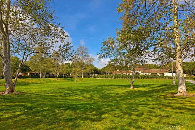 114 Tearose, Irvine, CA 92603