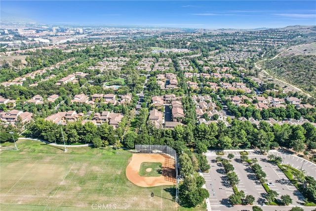 114 Tearose, Irvine, CA 92603