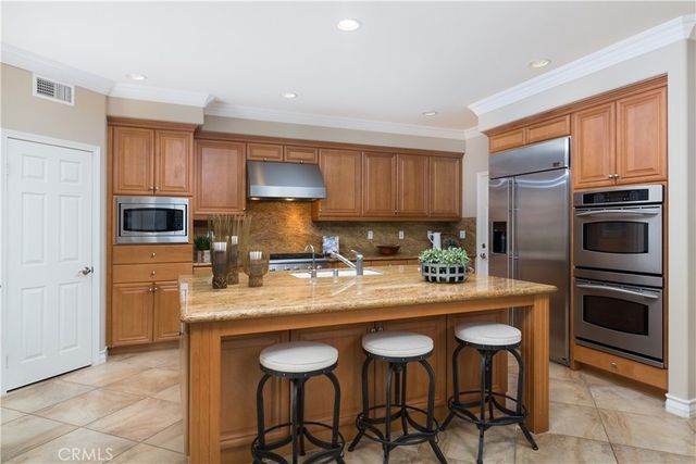 114 Tearose, Irvine, CA 92603