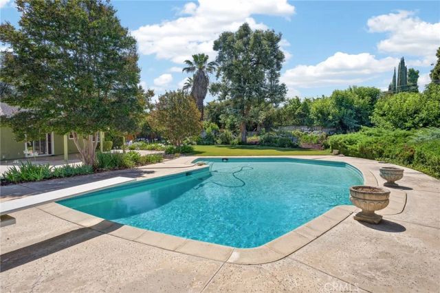 114 Anita Court, Redlands, CA 92373