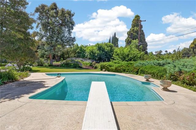 114 Anita Court, Redlands, CA 92373