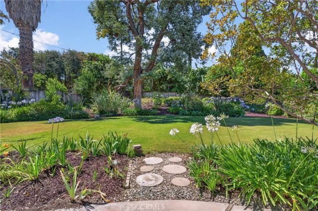114 Anita Court, Redlands, CA 92373