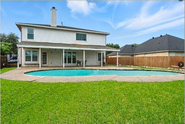 848 Stafford Station Drive, Saginaw, TX 76131