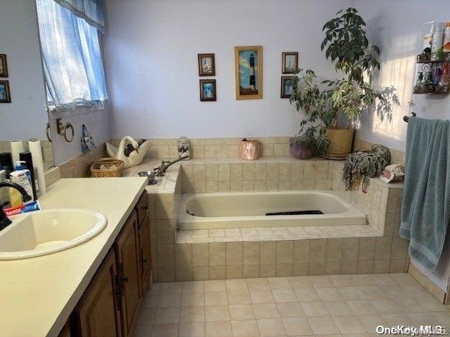 113 Southfield Road, Baiting Hollow, NY 11933