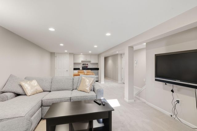 4816 Overlook Drive, Bloomington, MN 55437