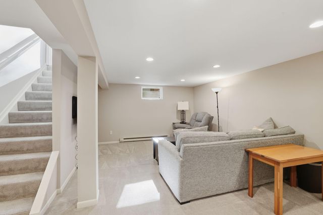 4816 Overlook Drive, Bloomington, MN 55437