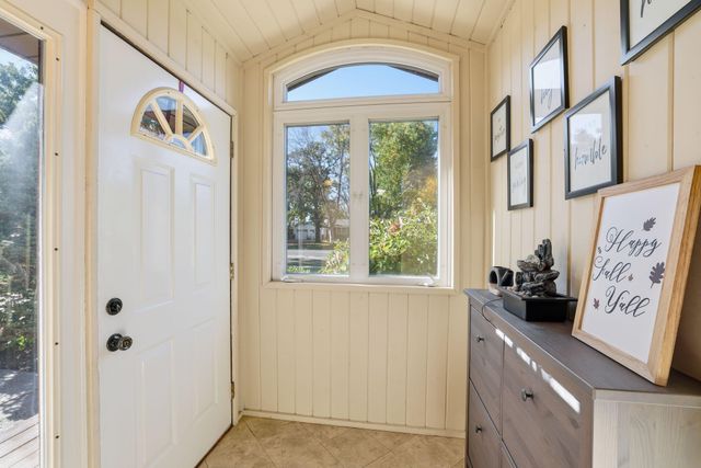 4816 Overlook Drive, Bloomington, MN 55437