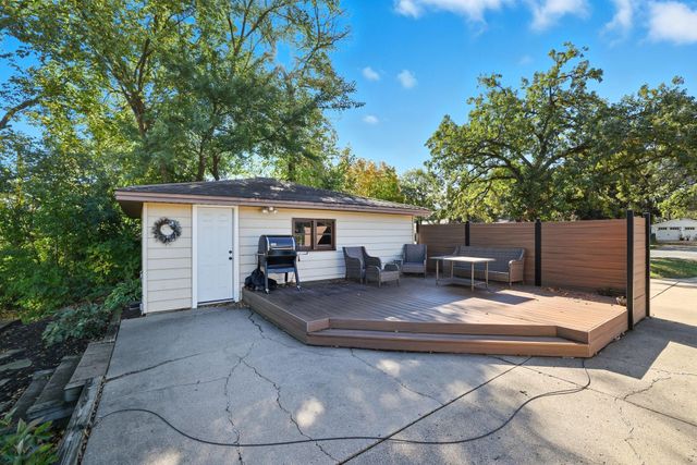 4816 Overlook Drive, Bloomington, MN 55437