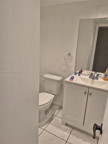 200 Ashbury Rd 307, Hollywood, FL 33024