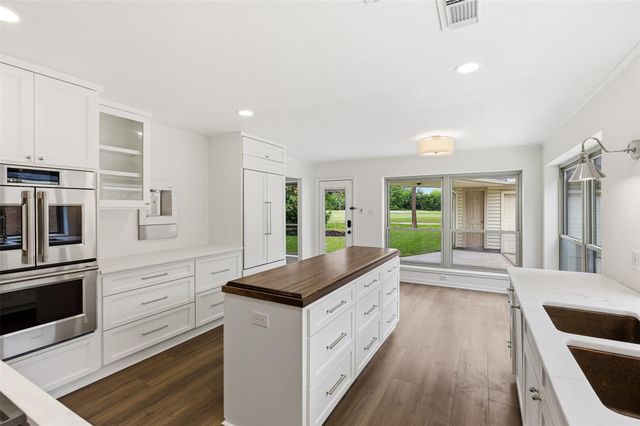 2312 Pebble Beach Drive, League City, TX 77573