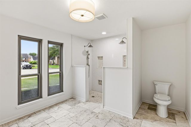 2312 Pebble Beach Drive, League City, TX 77573