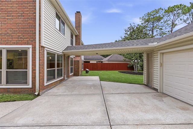2312 Pebble Beach Drive, League City, TX 77573