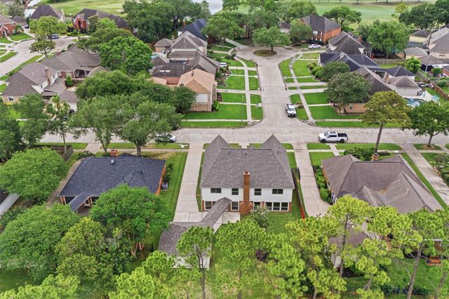 2312 Pebble Beach Drive, League City, TX 77573