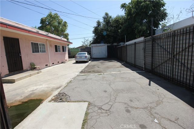 222 E Manchester, Los Angeles, CA 90003