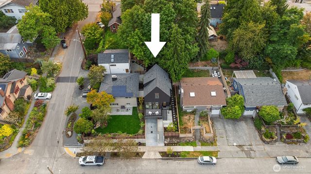 2821 Harris Place S, Seattle, WA 98144