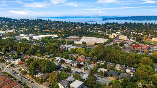 2821 Harris Place S, Seattle, WA 98144