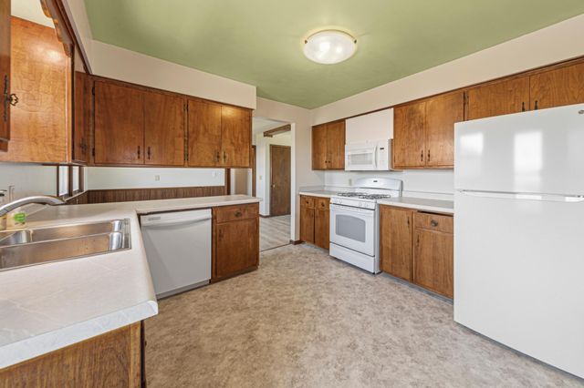 26251 590th St, Mantorville, MN 55955