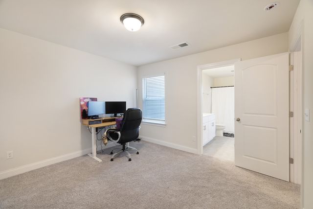 1105 Fairmont Ln, Lebanon, TN 37087