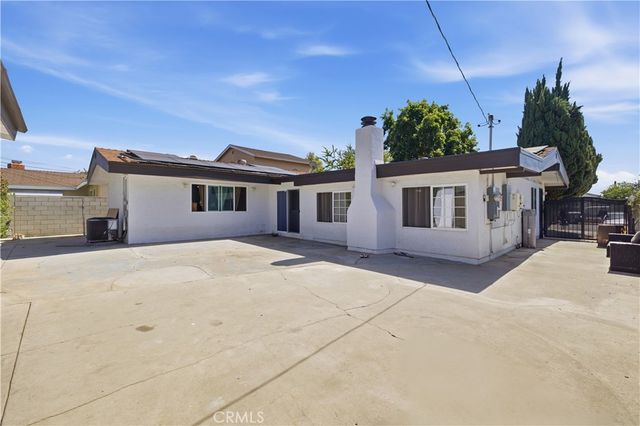 1407 W Colonial Avenue, Anaheim, CA 92802