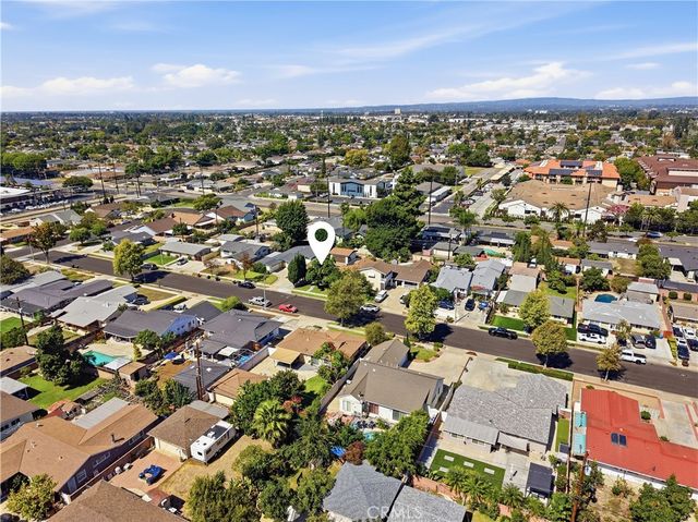 1407 W Colonial Avenue, Anaheim, CA 92802