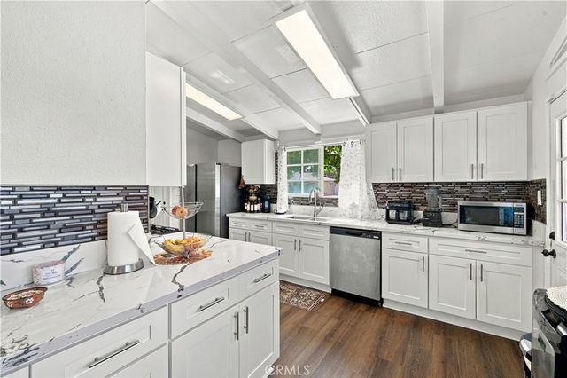 1407 W Colonial Avenue, Anaheim, CA 92802