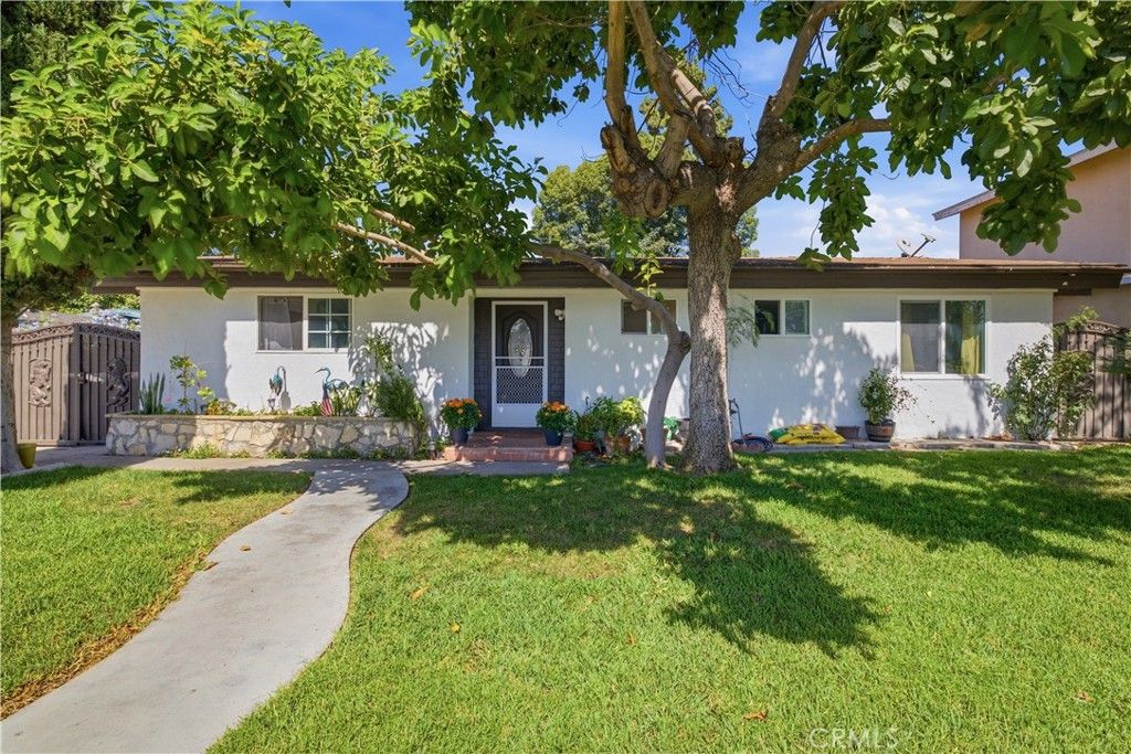 1407 W Colonial Avenue, Anaheim, CA 92802