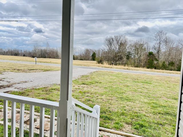4957 Little Dry Creek Rd, Pulaski, TN 38478