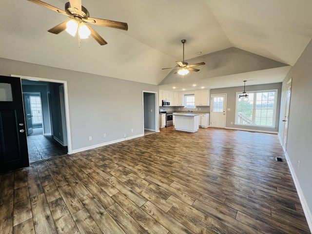 4957 Little Dry Creek Rd, Pulaski, TN 38478