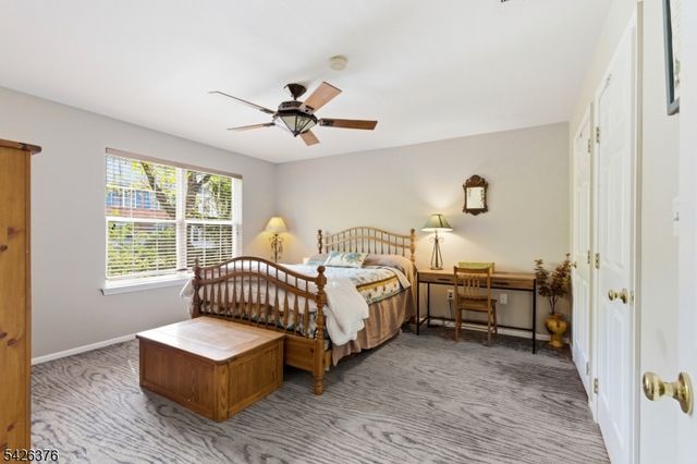 2063 Drake Ct, Mahwah Twp., NJ 07430