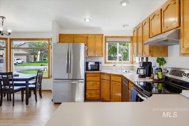 3321 N Lena Pl., Boise, ID 83713