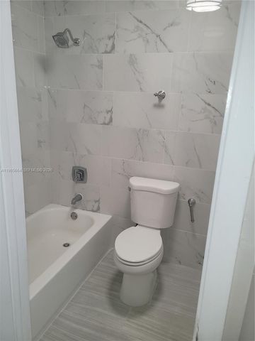 14389 Kendale Lakes Cir 14389, Miami, FL 33183