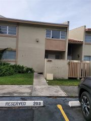 14389 Kendale Lakes Cir 14389, Miami, FL 33183