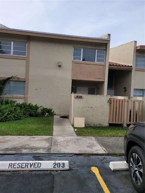 14389 Kendale Lakes Cir 14389, Miami, FL 33183