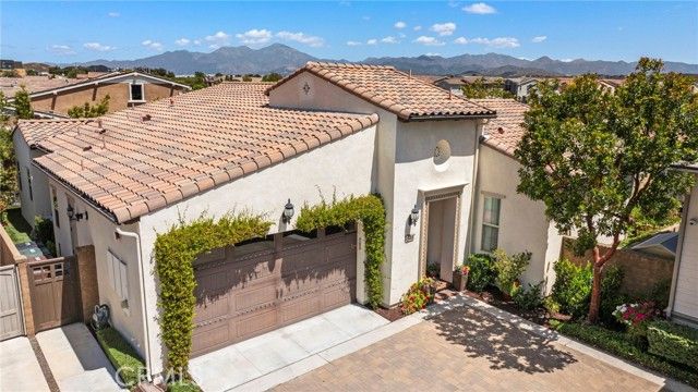 64 Puesto Road, Rancho Mission Viejo, CA 92694